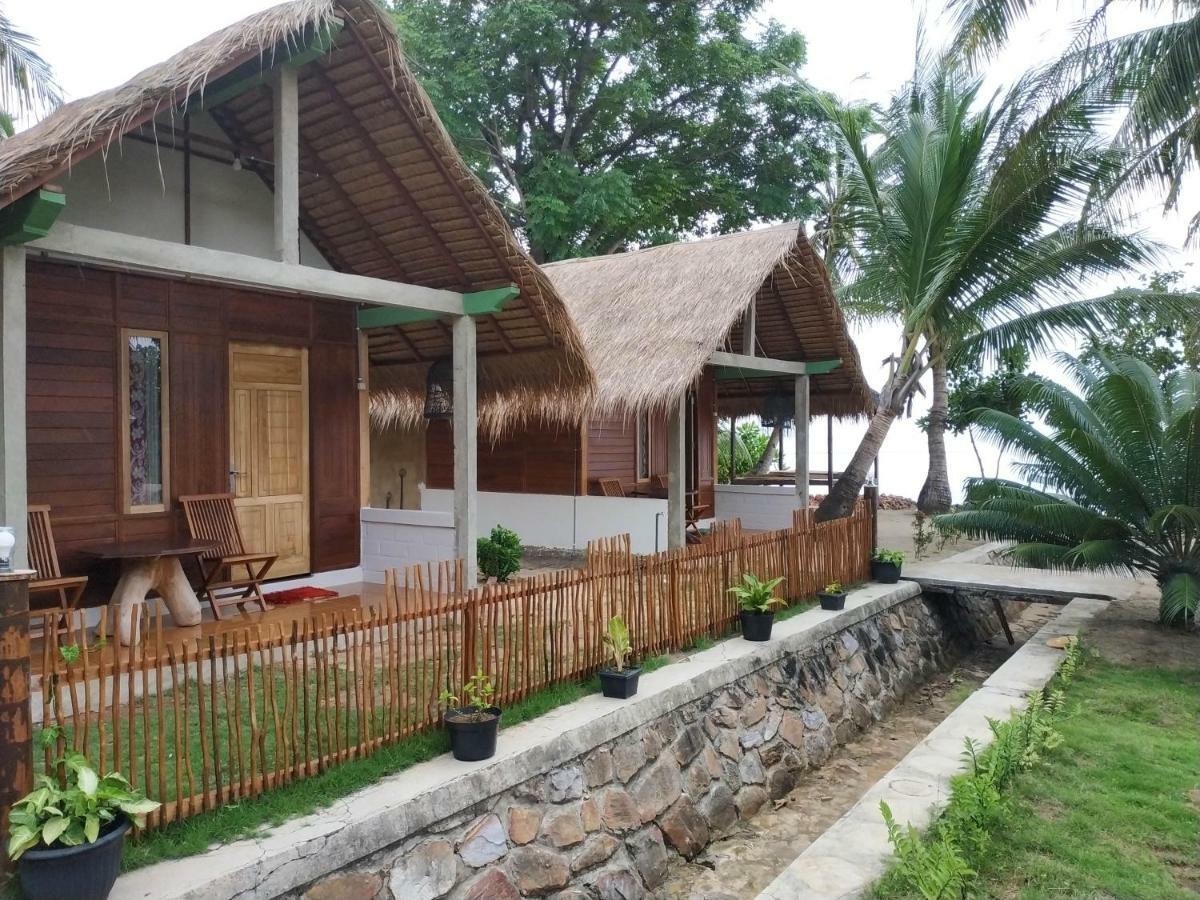 Bungalow Karimunjawa Eksteriør bilde